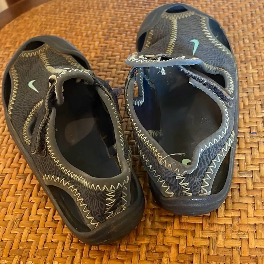 Nike blue tag